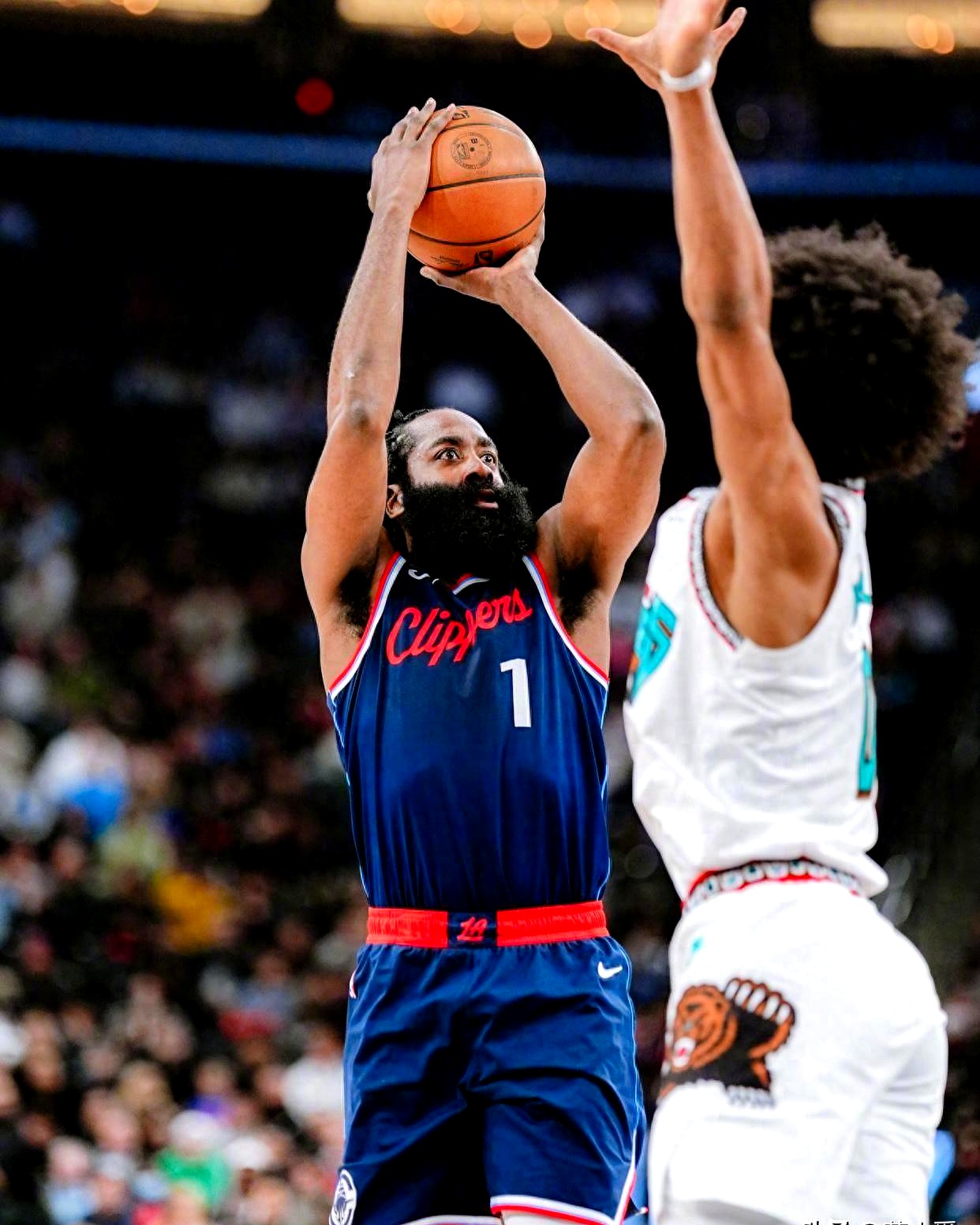 赛前全明星赛传出新动向，孟菲斯灰熊再遭质疑，管理层表态：管理层满意，赛程密集仍需轮换的简单介绍爱游戏下载